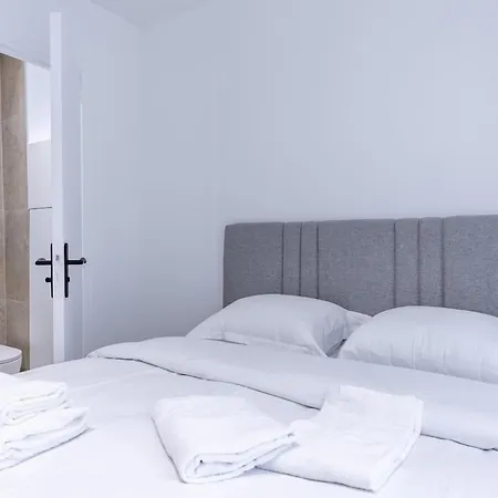 Appartamento Chic 4-star Only 10 Minutes From Le Marais Parigi
